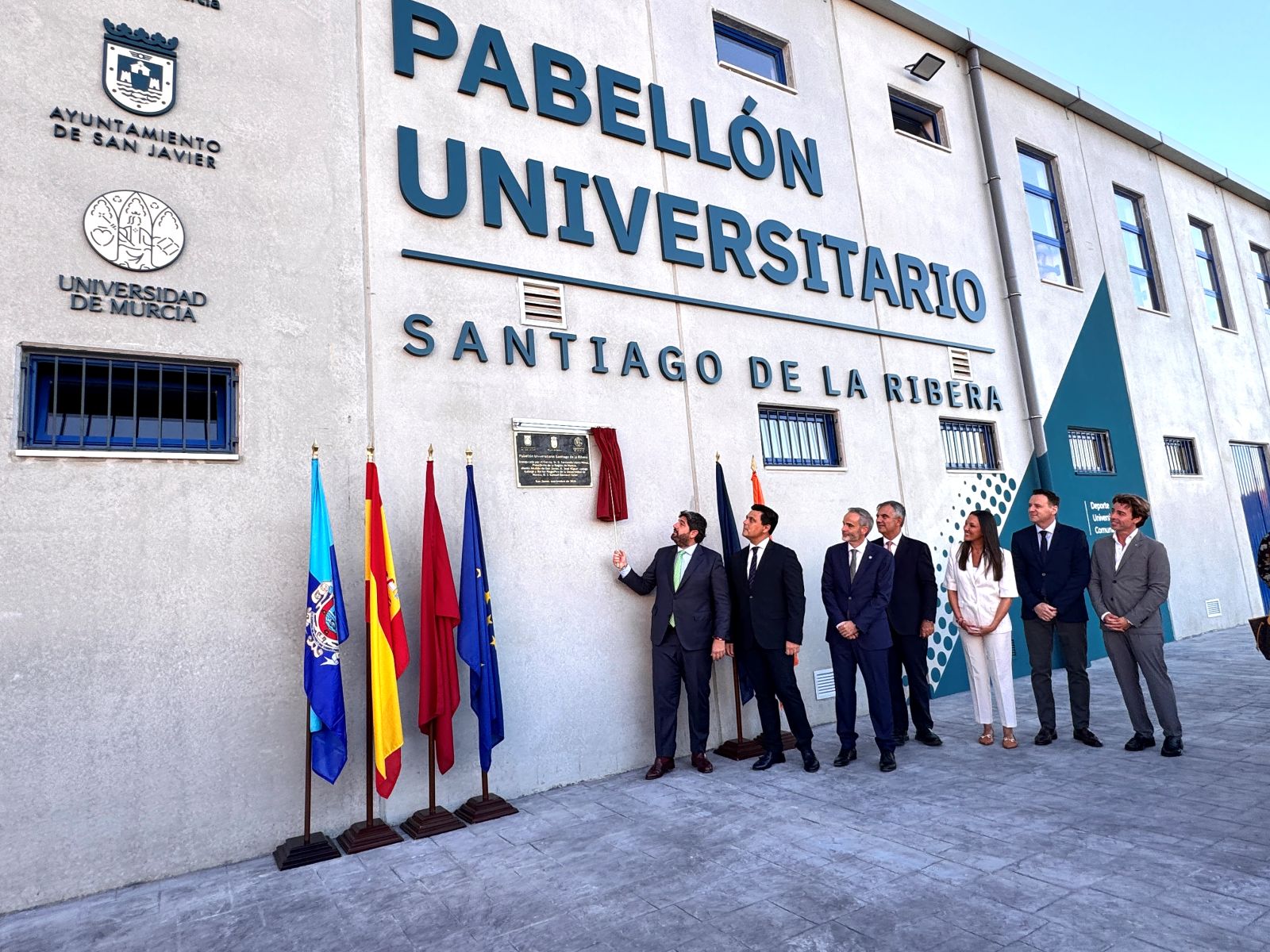 El nuevo Pabellón Universitario de Santiago de la Ribera ya está a pleno rendimiento 